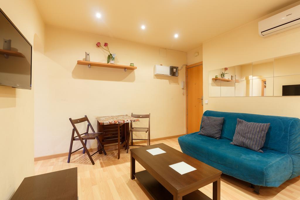 Apartment Bed&Bcn Sant Andreu II Barcelona Exterior photo