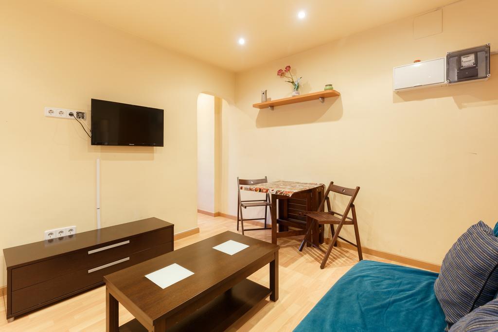 Apartment Bed&Bcn Sant Andreu II Barcelona Exterior photo
