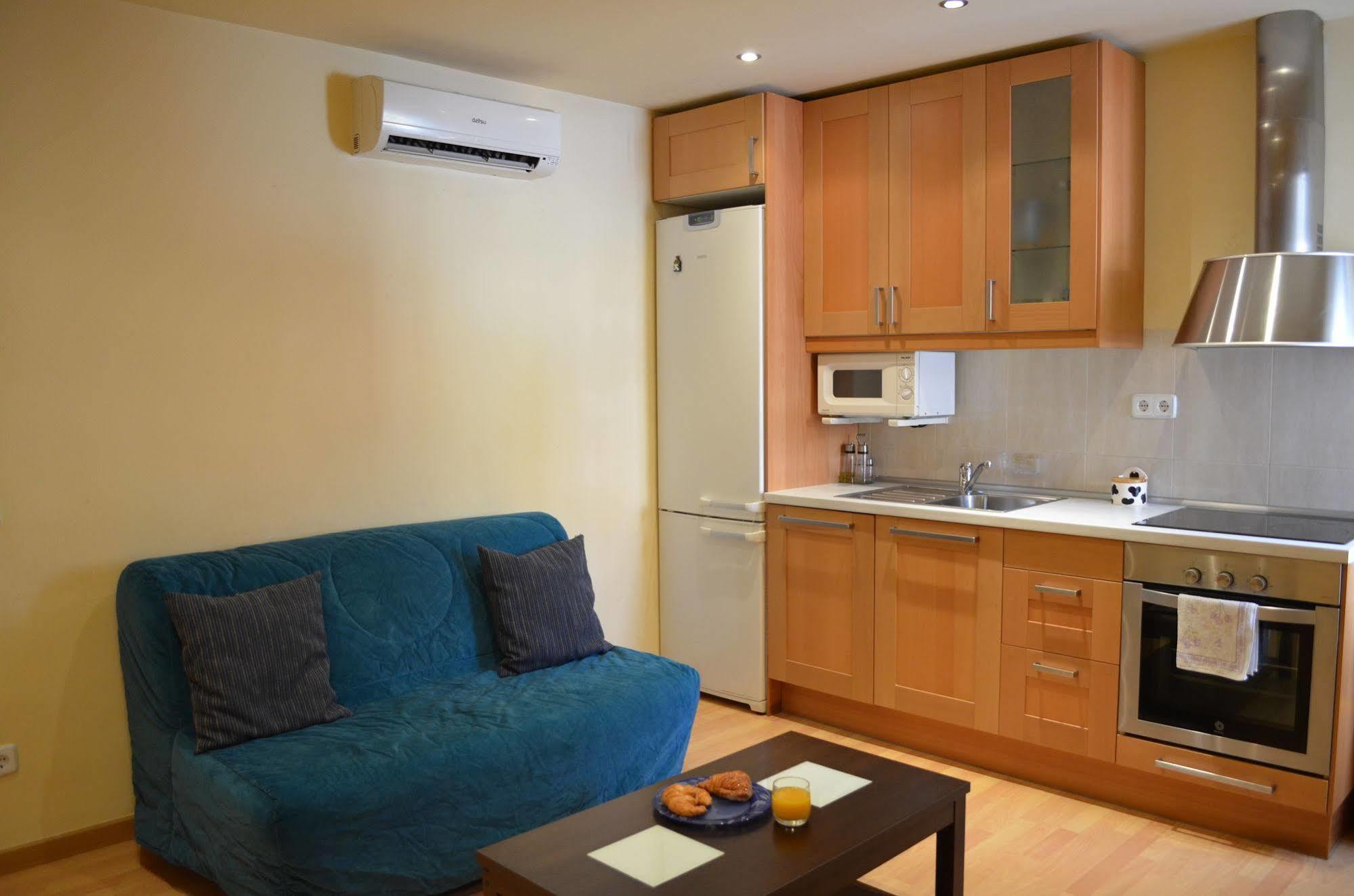 Apartment Bed&Bcn Sant Andreu II Barcelona Exterior photo
